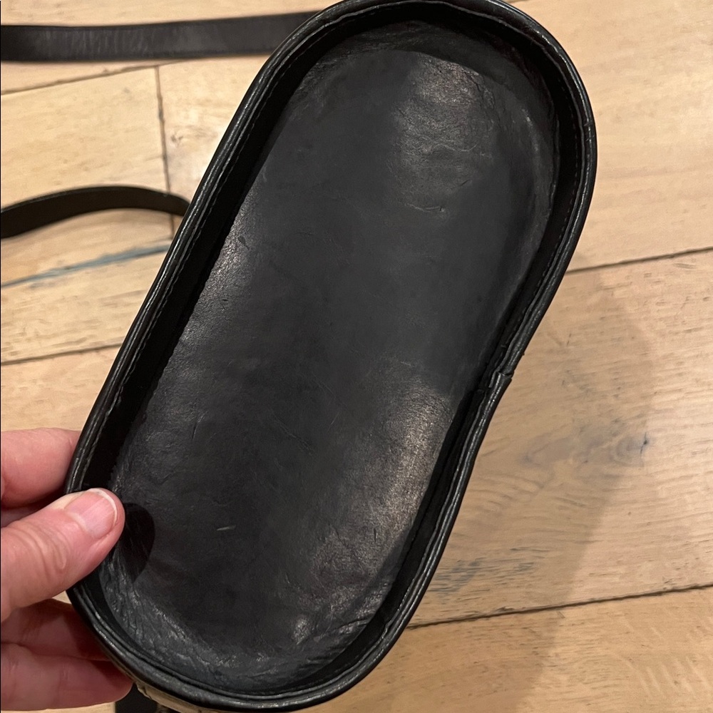 Talbots leather crossbody purse - Picture 3 of 8